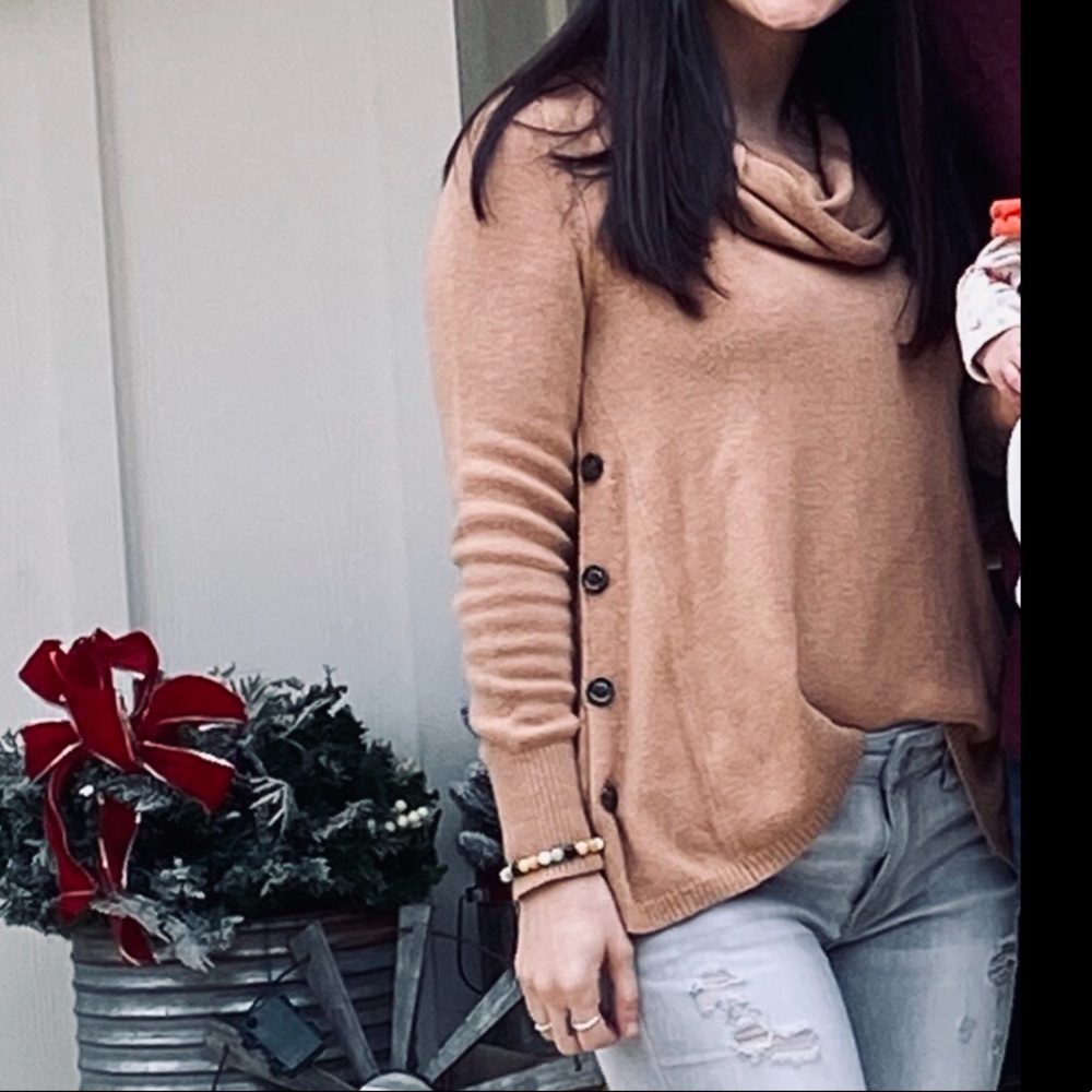 Sweater - Picture 2 of 2